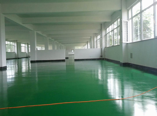 环氧地坪漆厂家讲述施工方案的几要点